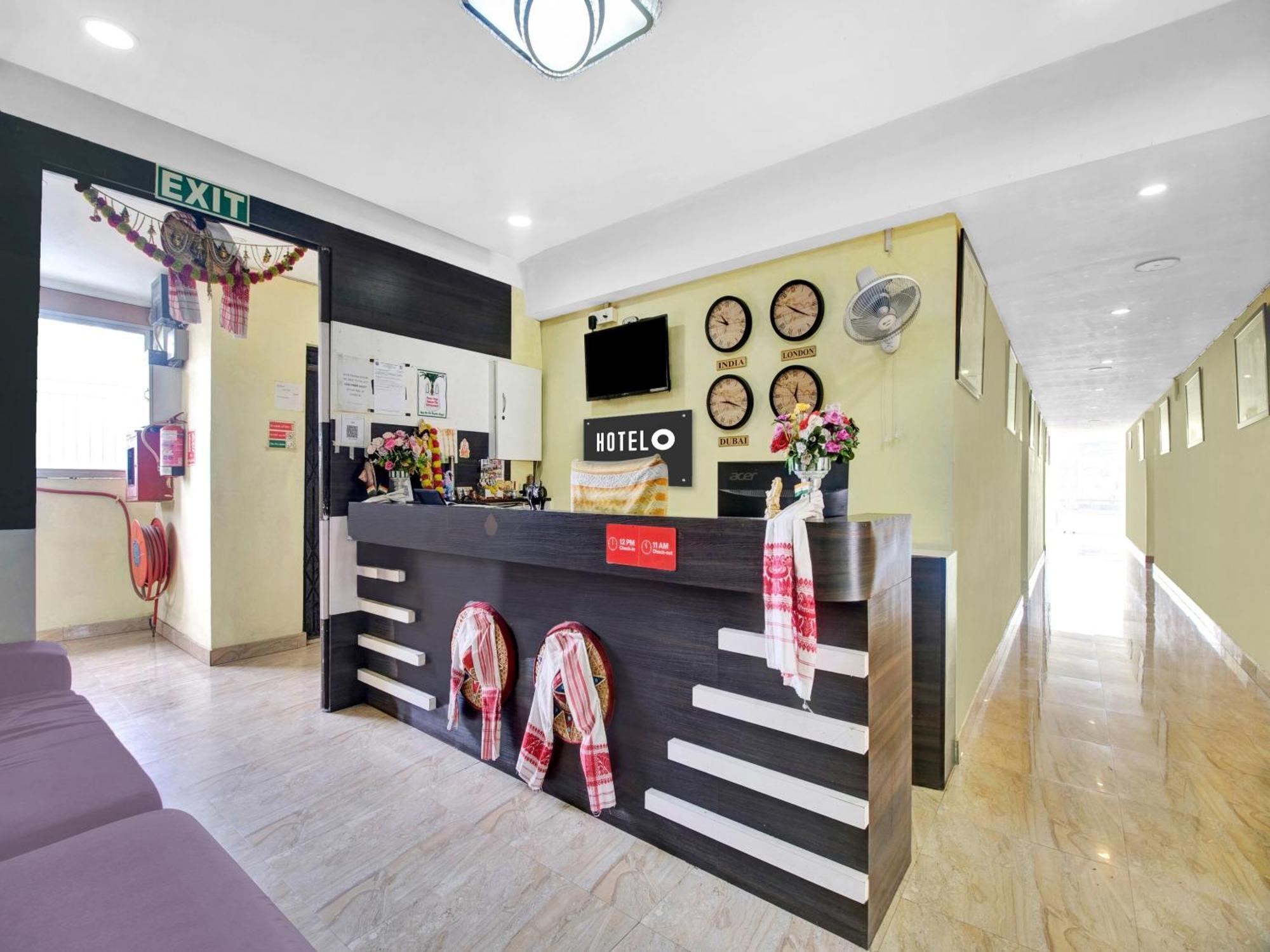 Super Hotel O Maligaon Adabari Guwahati Esterno foto