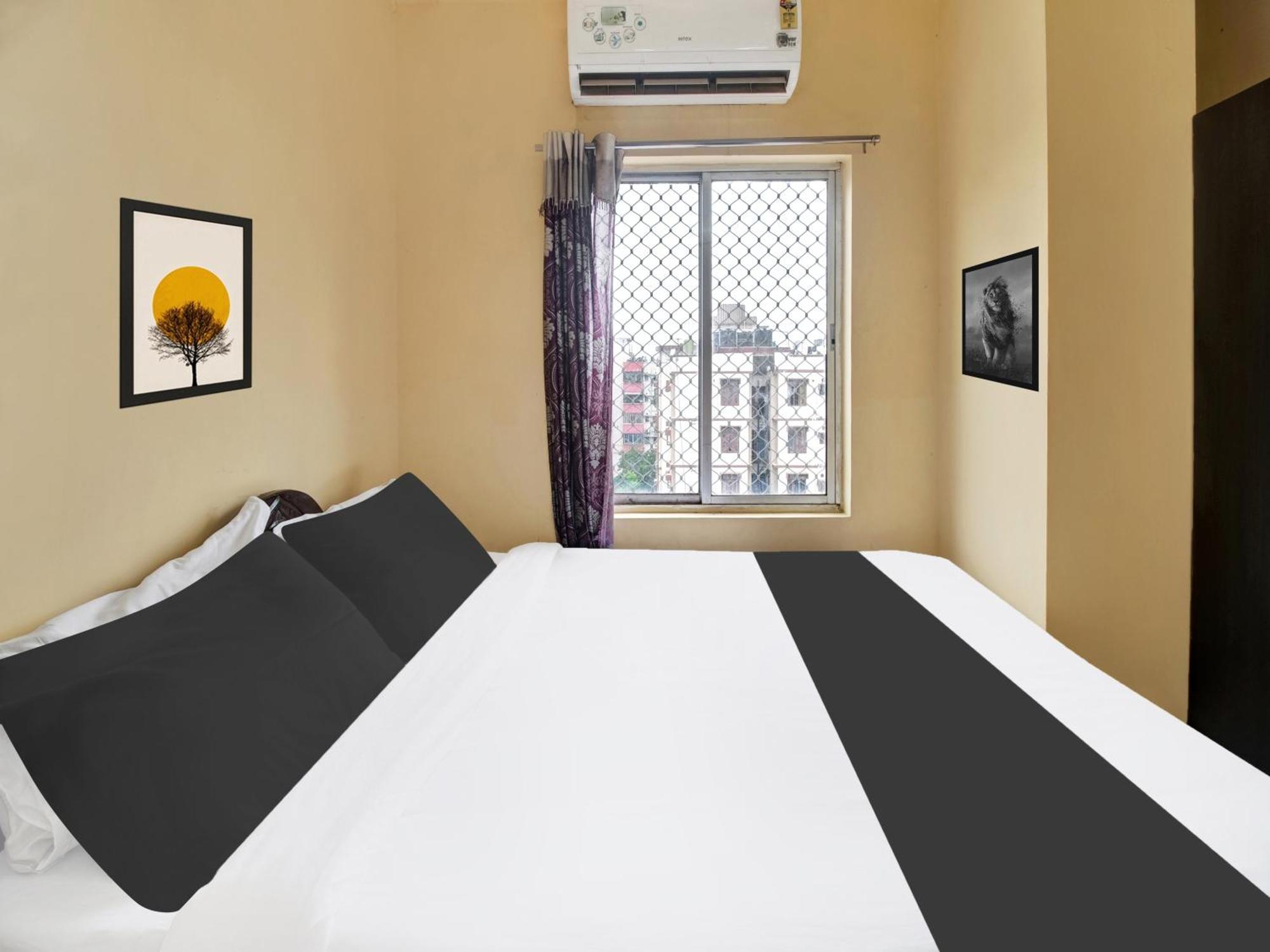 Super Hotel O Maligaon Adabari Guwahati Esterno foto